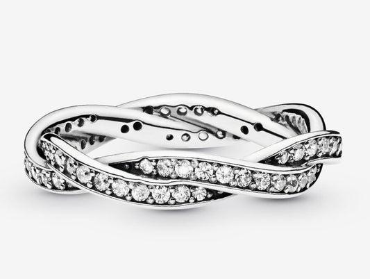 Sparkling Twisted Lines Ring